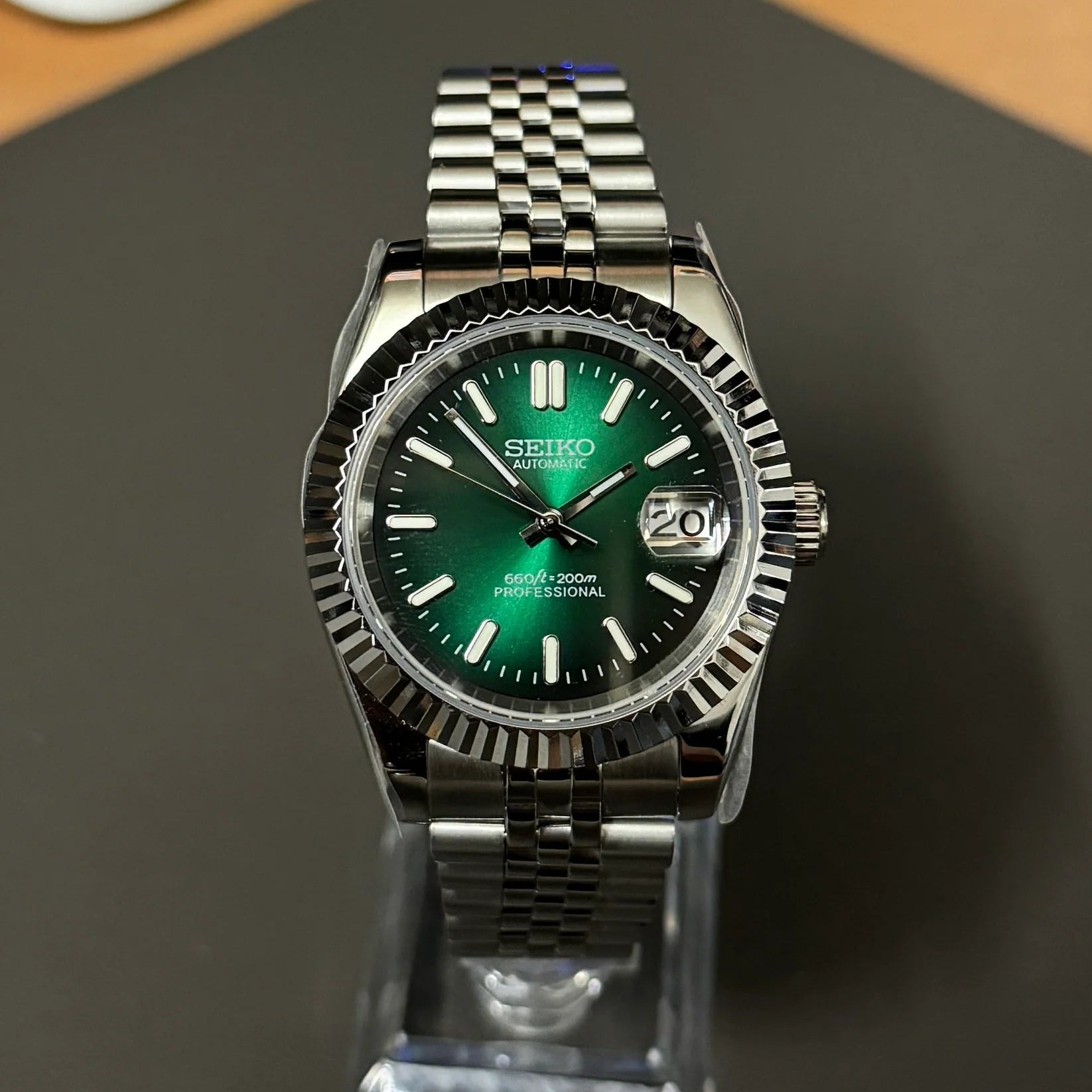 DateJust SeikoMods Steel Gradient Green