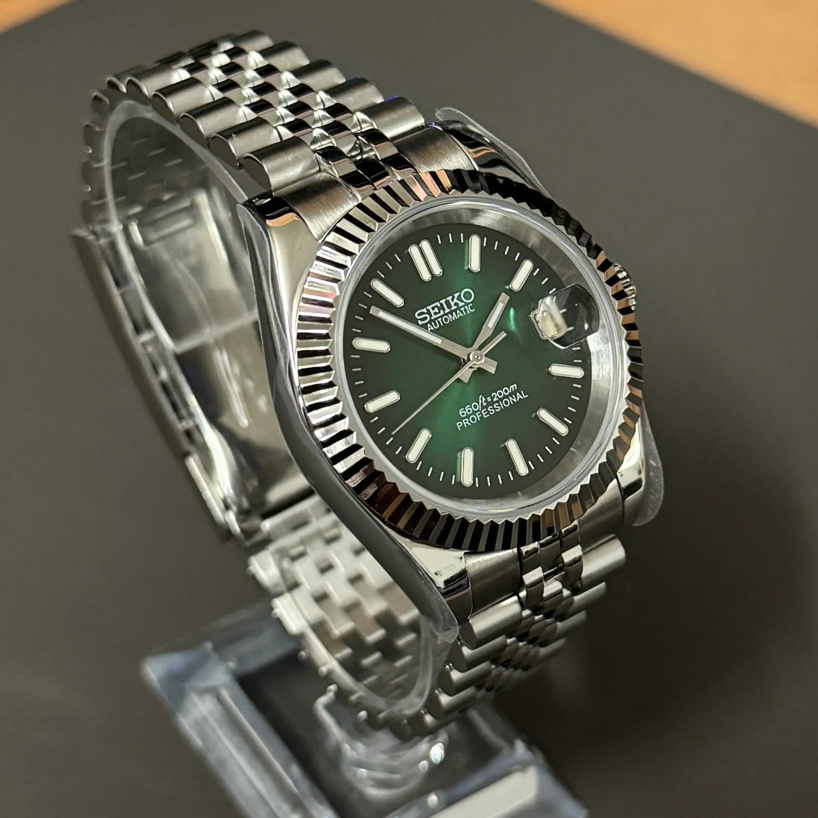 DateJust SeikoMods Steel Gradient Green