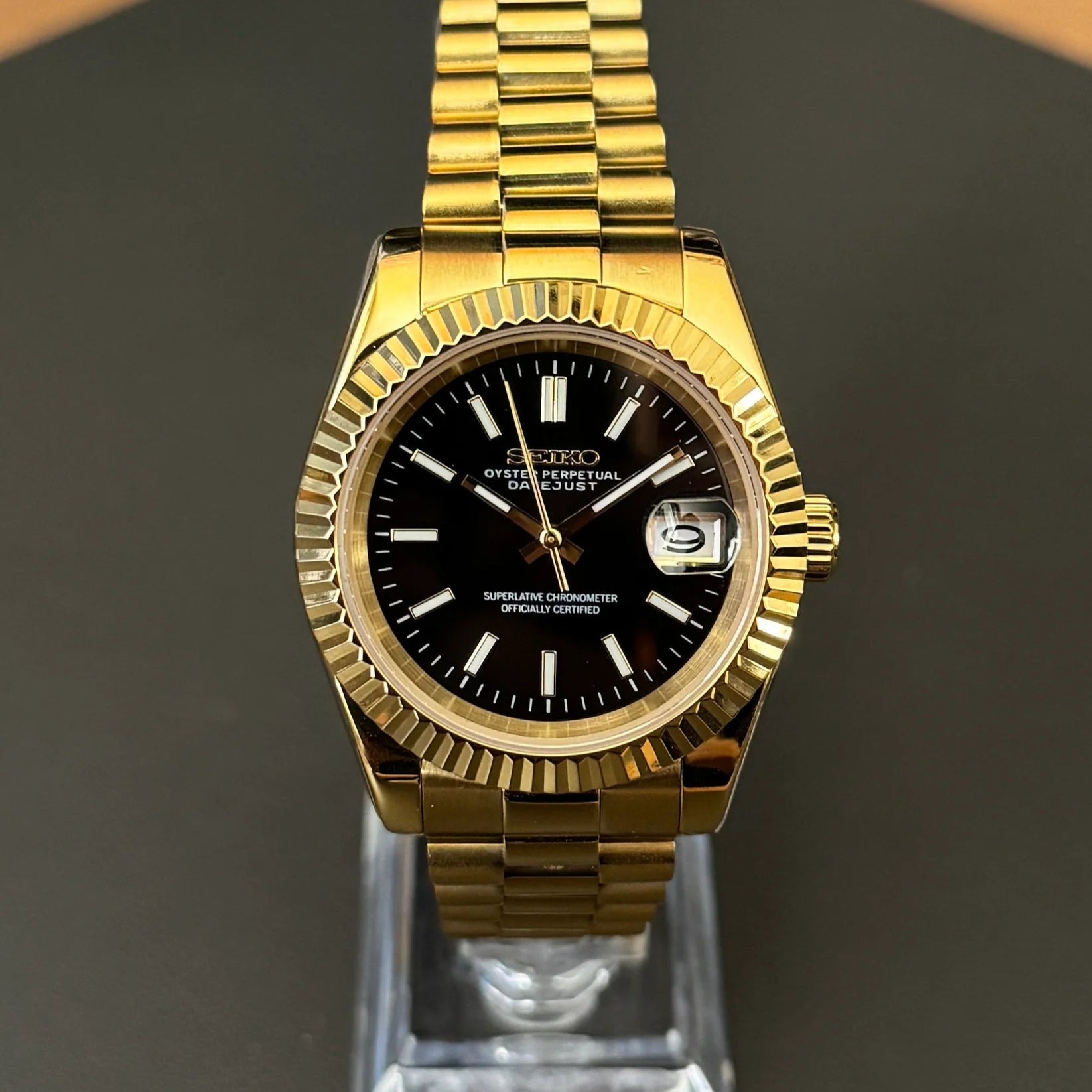 DateJust SeikoMods Gold Black