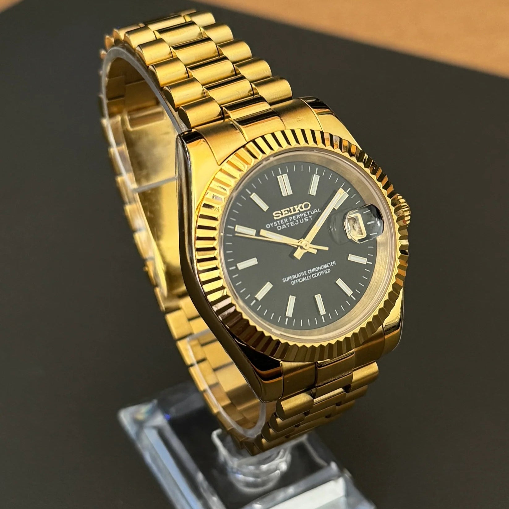 DateJust SeikoMods Gold Black