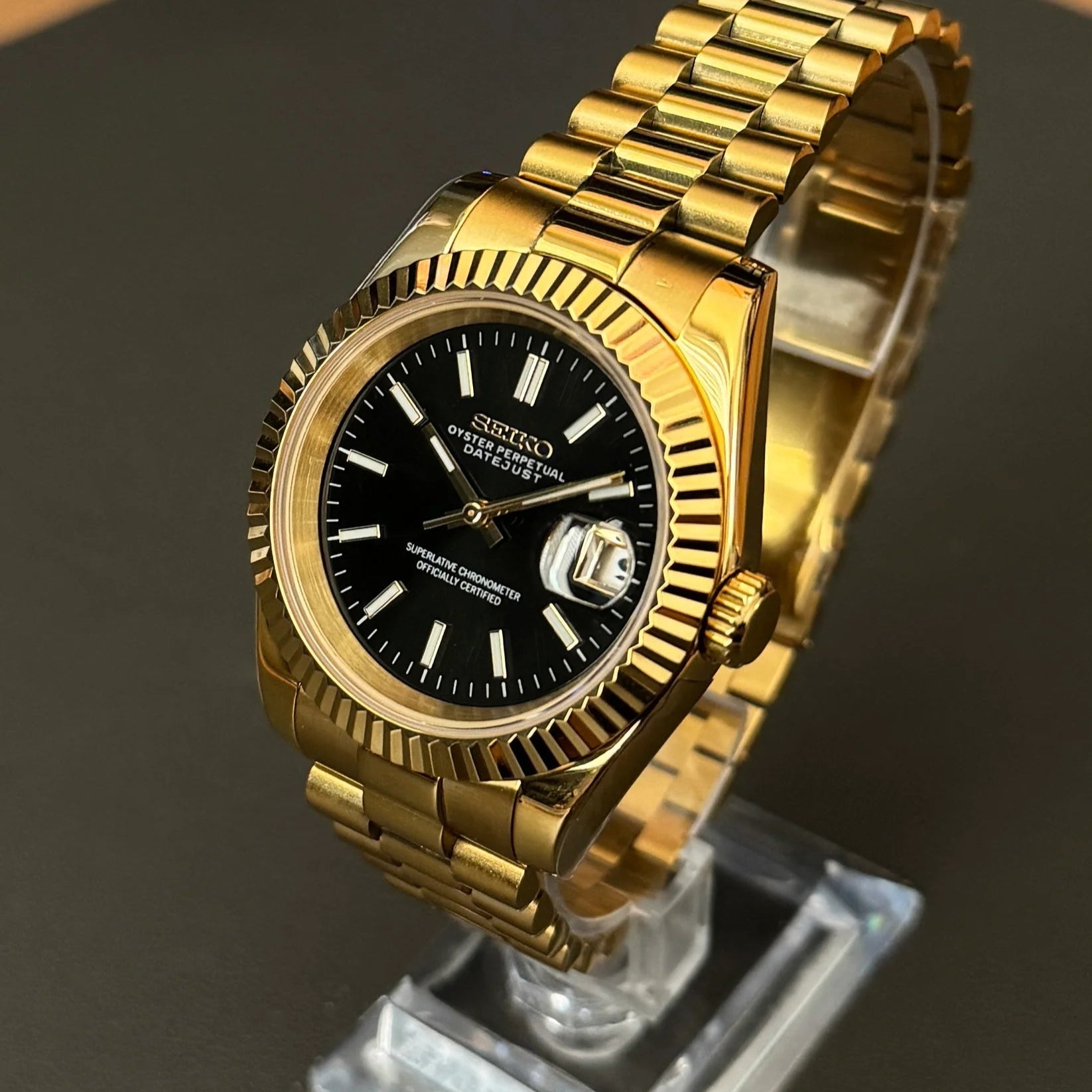 DateJust SeikoMods Gold Black