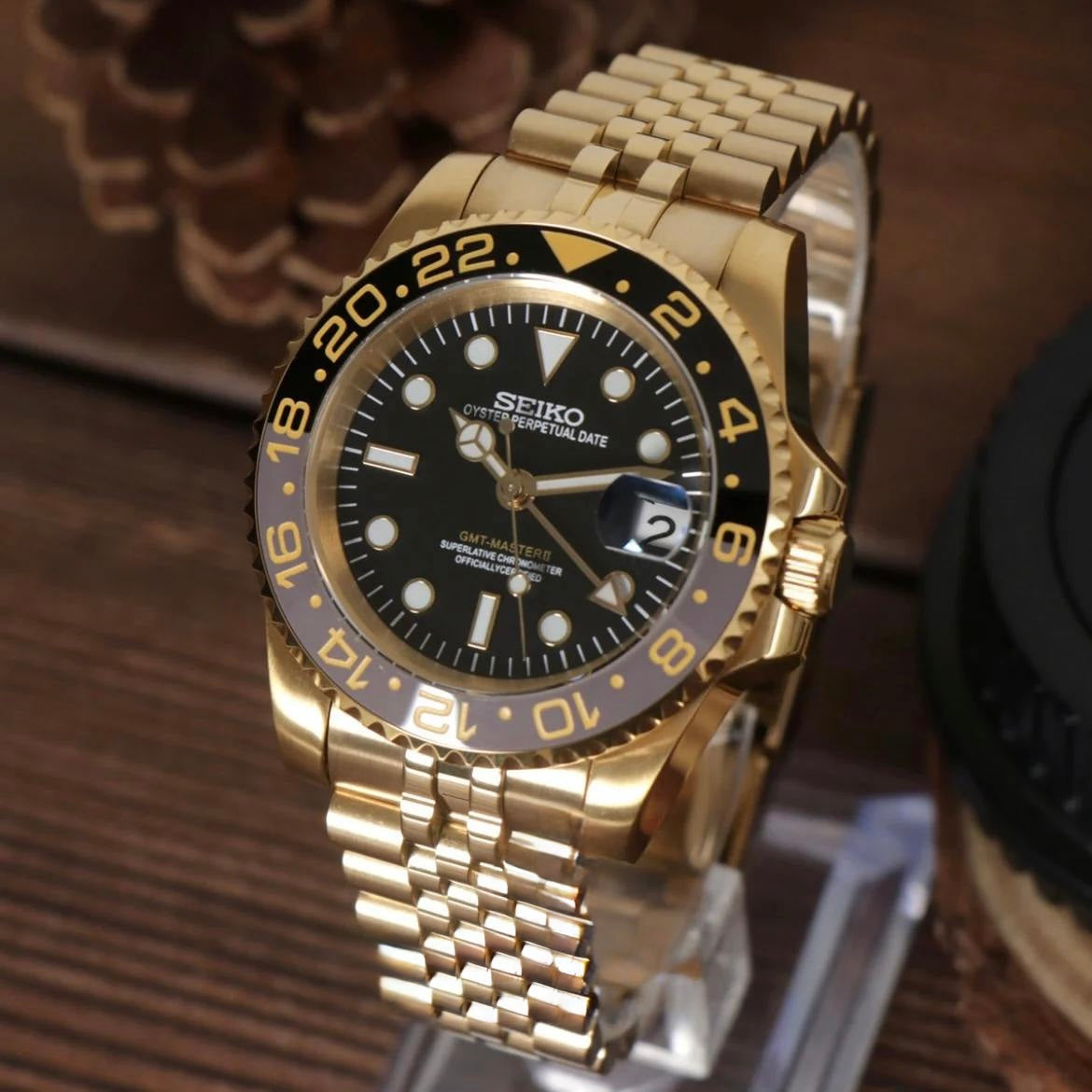 Seiko Mod GMT Gold