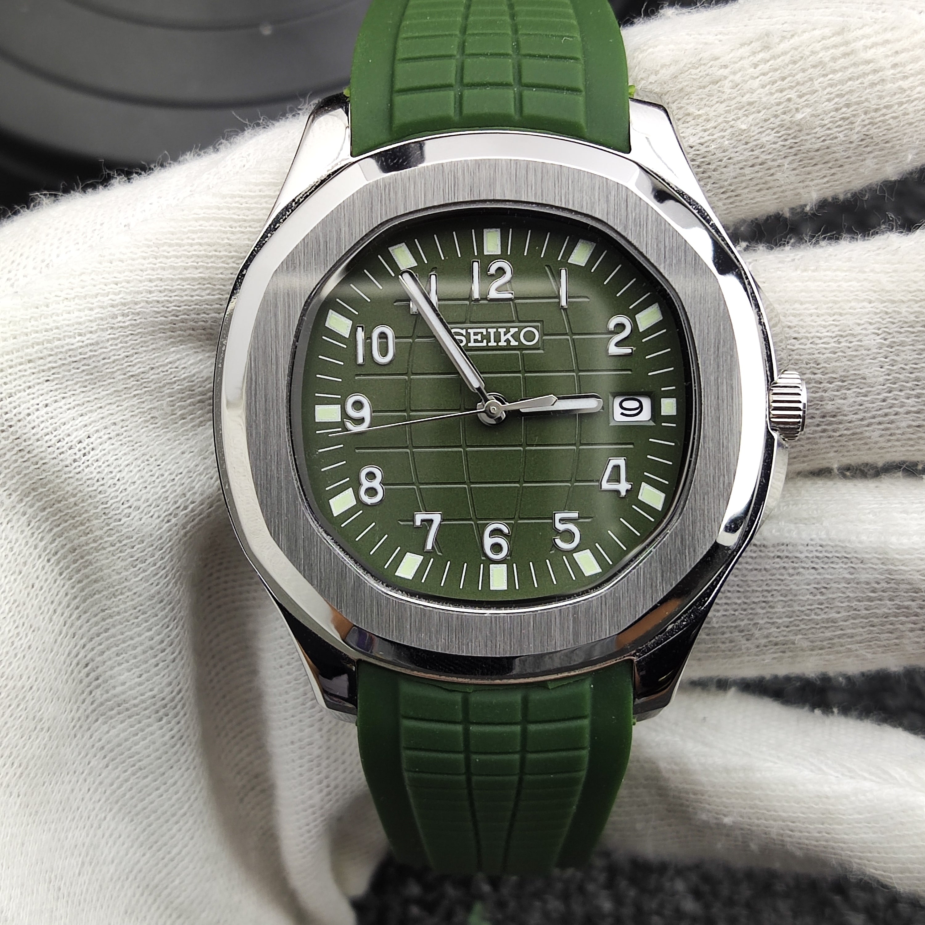 SeikoMod Aquanaut Green