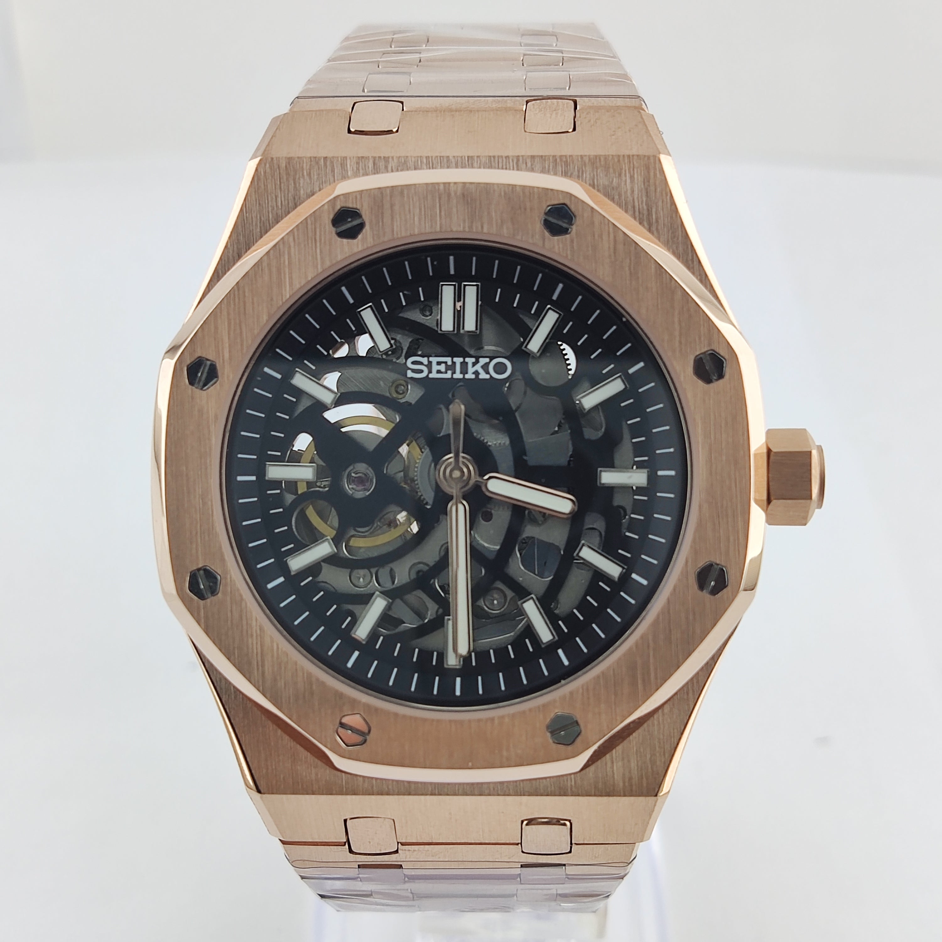 Custom Watch SeikoMod Oak Gold Skeleton