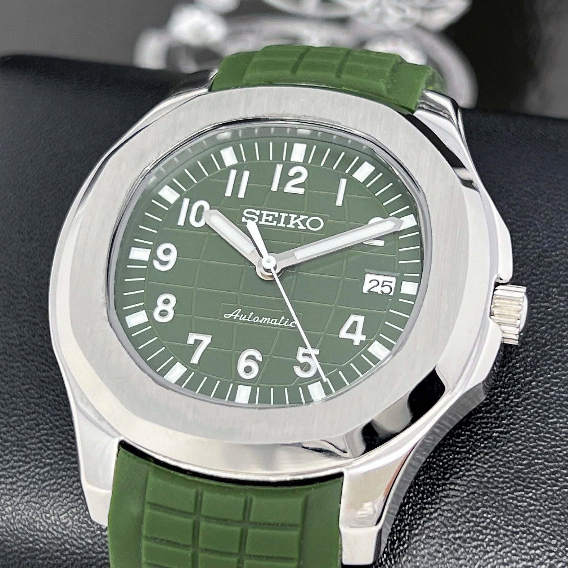 SeikoMod Aquanaut Green